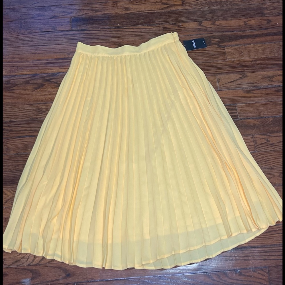 Forever 21 skirt